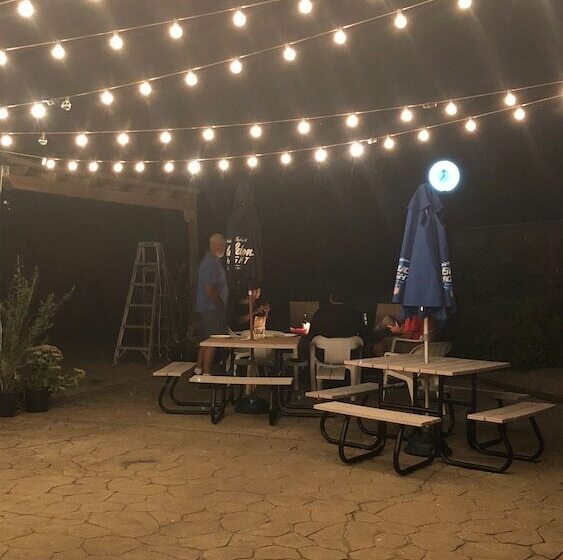 ホテル Bullwinkles Rustic Lodge