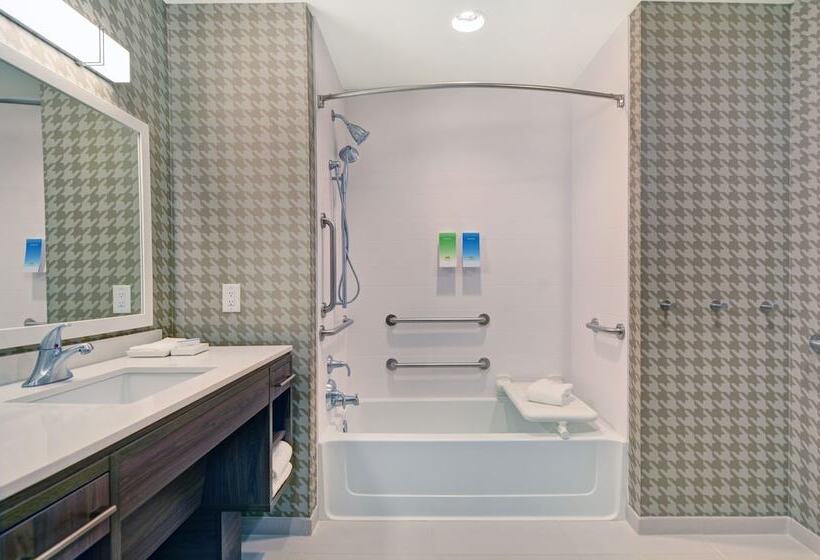 هتل Home2 Suites By Hilton Charleston Daniel Island