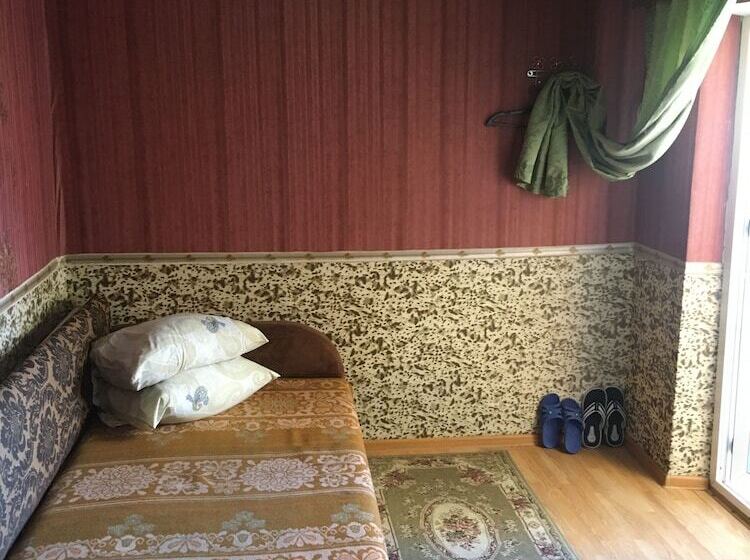 فندق U Iliyasa Inn