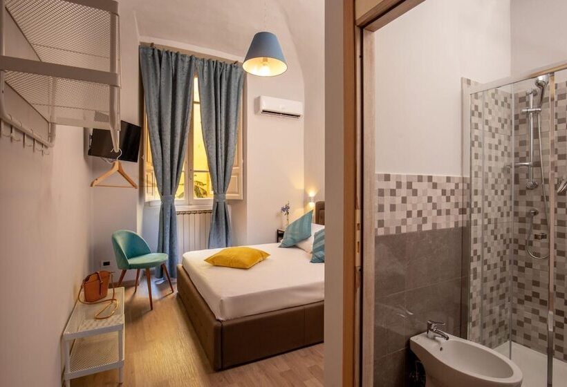 پانسیون Courtyard Rome Suite