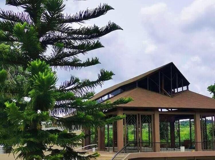 هتل Asian Village Tagaytay