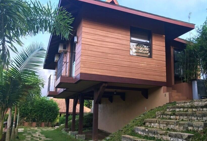 هتل Asian Village Tagaytay