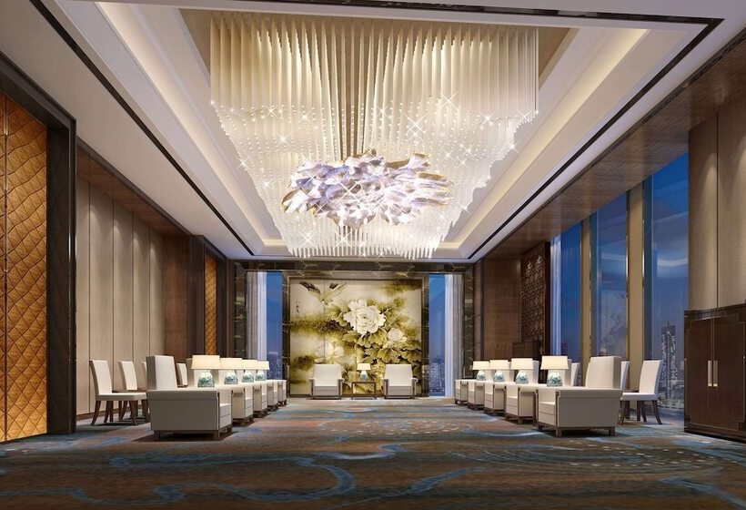 هتل Wyndham Grand Taixing Downtown