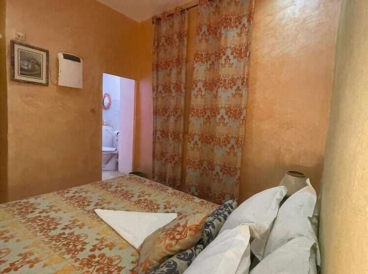 پانسیون Maison Salwa