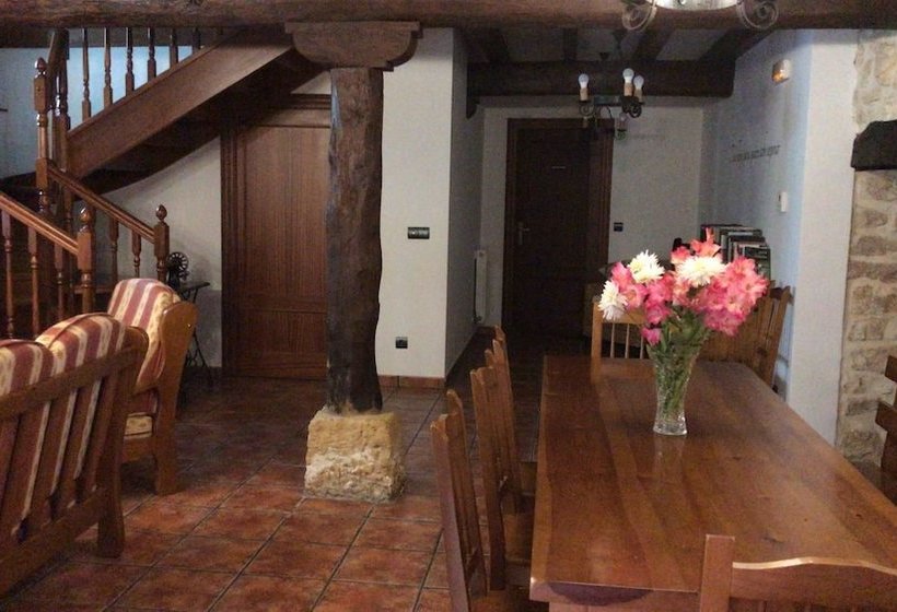 פנסיון Molino Solapeña