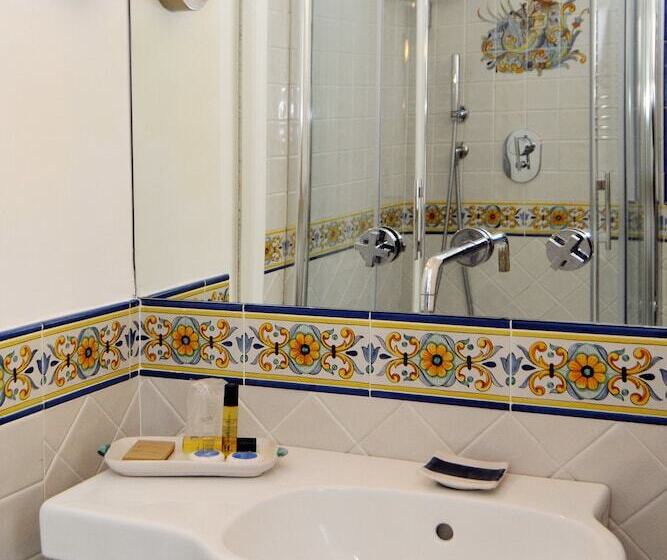 تختخواب و صبحانه Residenza Luce