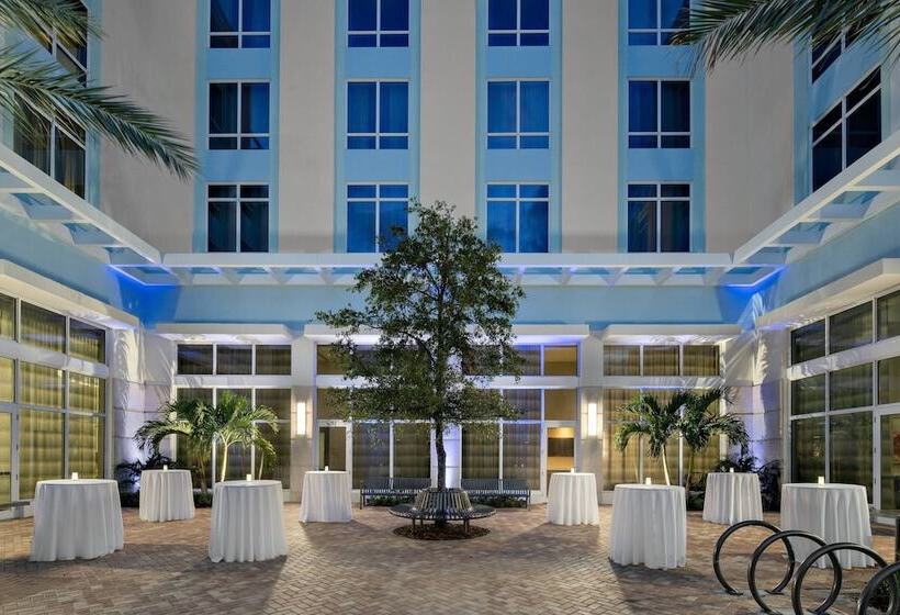 בית מלון כפרי Courtyard By Marriott Delray Beach