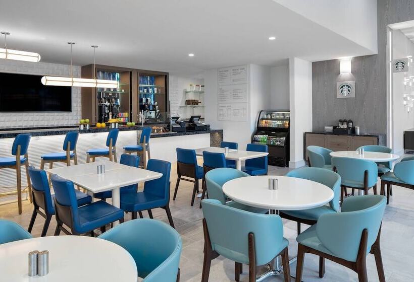 בית מלון כפרי Courtyard By Marriott Delray Beach