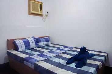 هتل Providence Travellers Inn & Spa