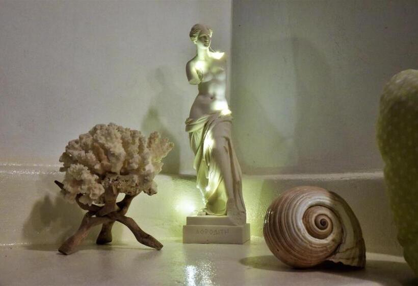 پانسیون Avra Milos