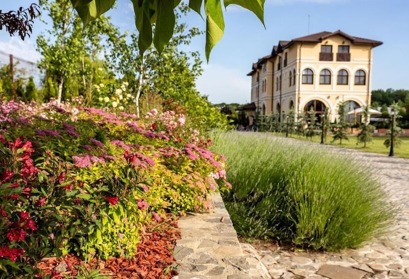 پانسیون Country Spa Retreat