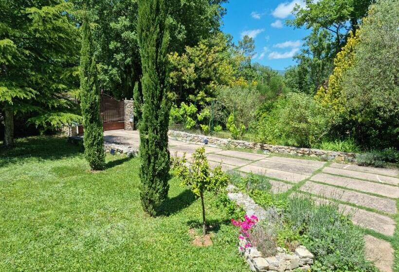 پانسیون L Eden Provencal