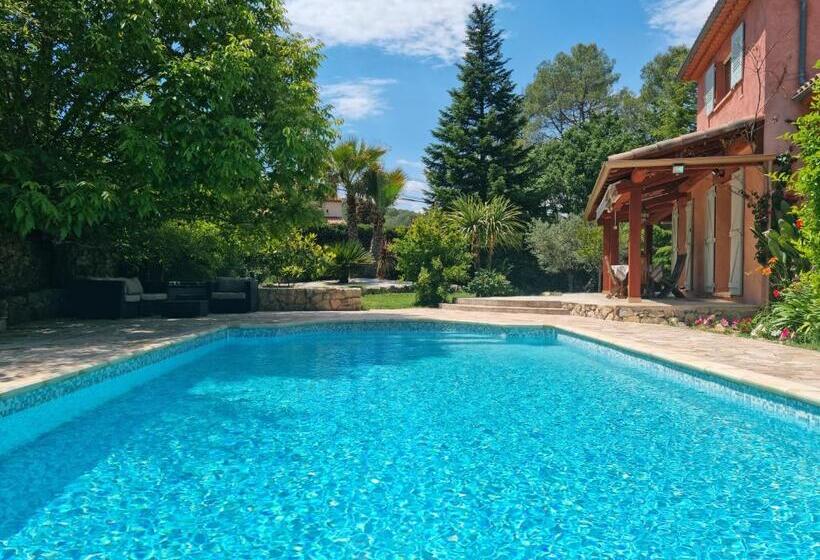 پانسیون L Eden Provencal