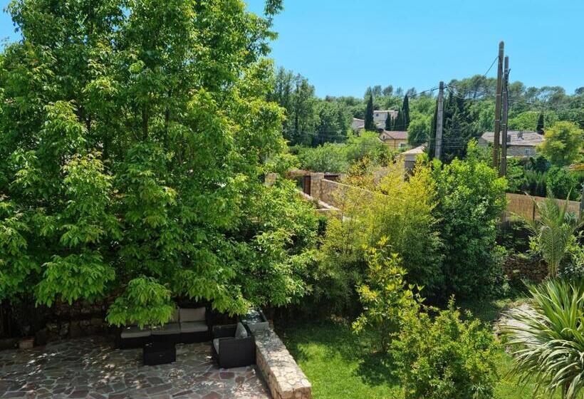 پانسیون L Eden Provencal
