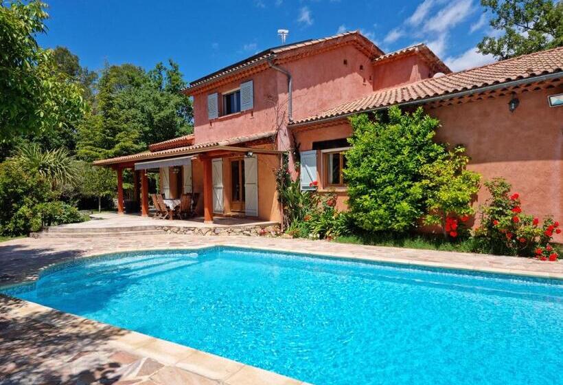 پانسیون L Eden Provencal