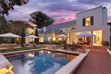 پانسیون Stellenbosch Manor