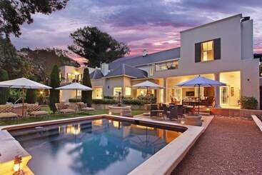 پانسیون Stellenbosch Manor