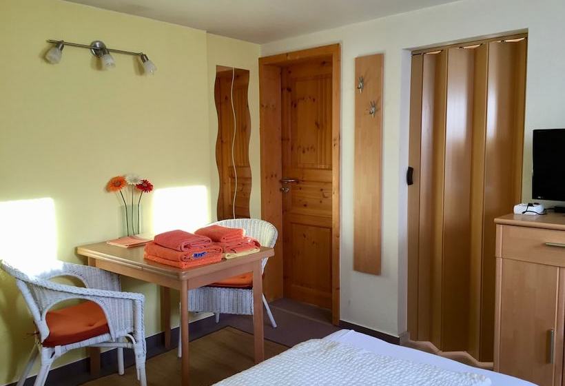 Pension Idyll