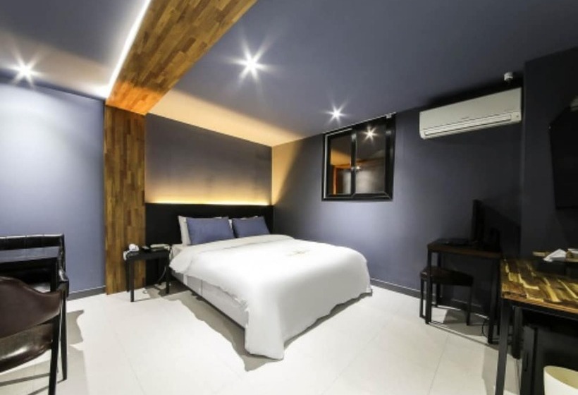 Shilla E Stay Motel