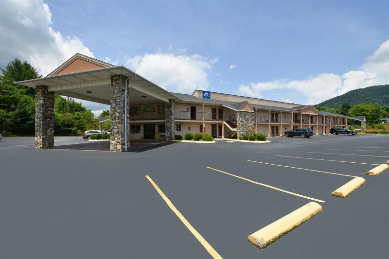 בית מלון כפרי Americas Best Value Inn Canton, Nc