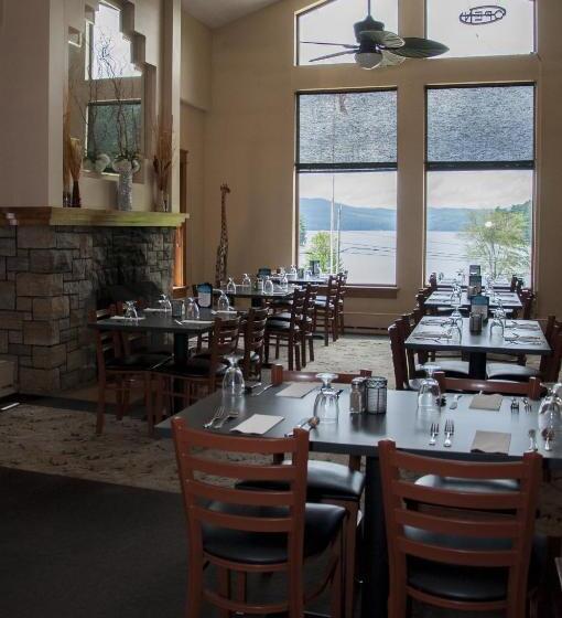 هتل Bayside Resort, Lake George Ny