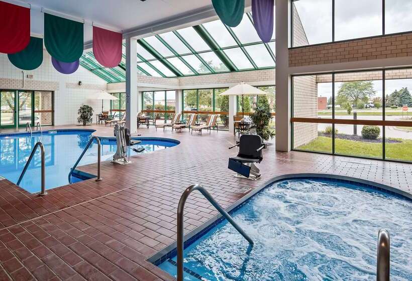 هتل Best Western East Towne Suites