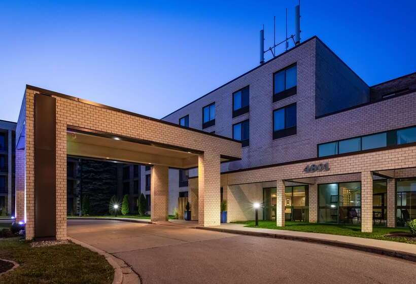 هتل Best Western East Towne Suites