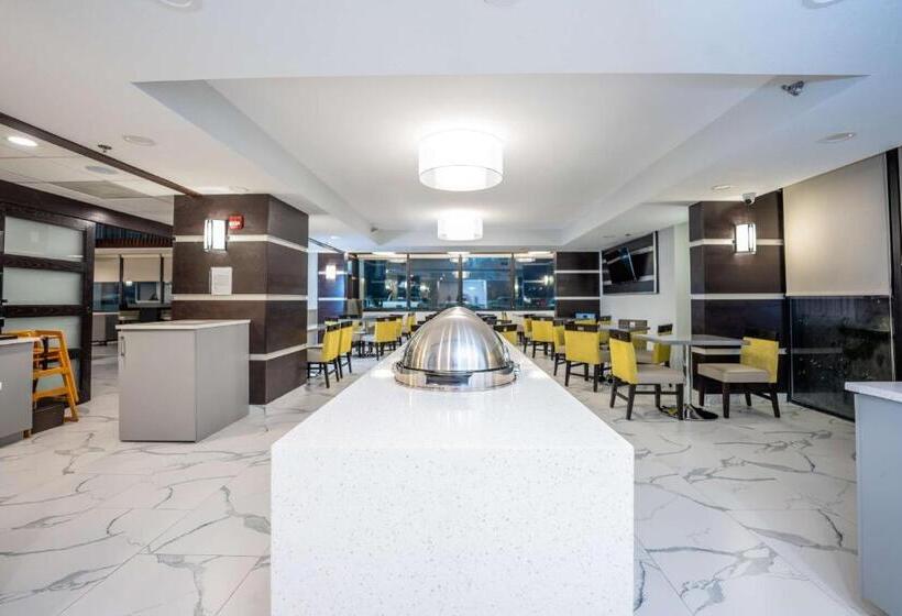 هتل Best Western Plus Houston Energy Corridor