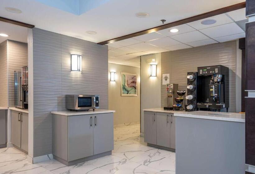 هتل Best Western Plus Houston Energy Corridor