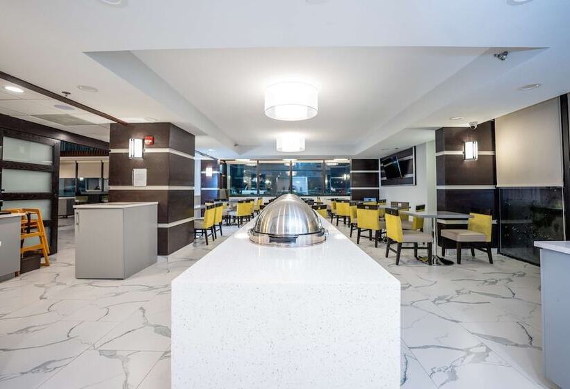 هتل Best Western Plus Houston Energy Corridor