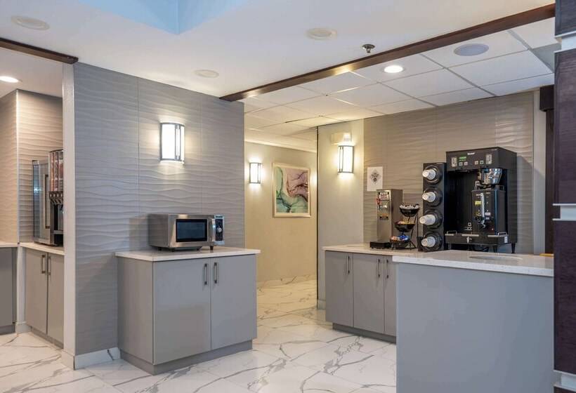 هتل Best Western Plus Houston Energy Corridor