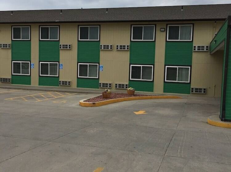 هتل Cheyenne Guest Inn