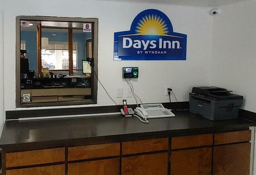 هتل Days Inn By Wyndham Pocatello University Area