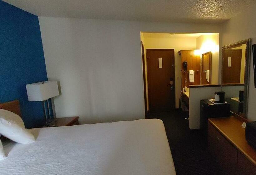 هتل Days Inn By Wyndham Pocatello University Area