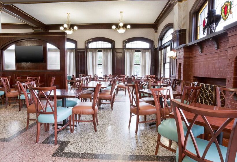 هتل Drury Inn And Suites St Louis Union Station