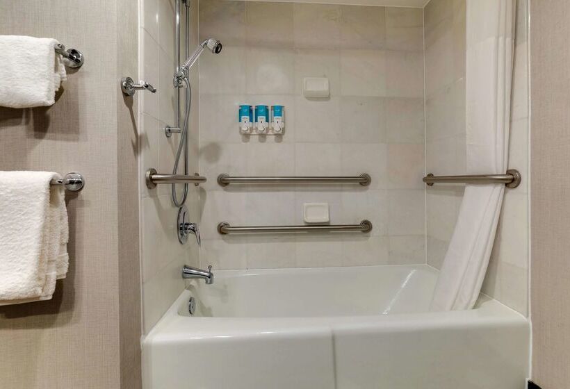 هتل Drury Inn & Suites Atlanta Marietta