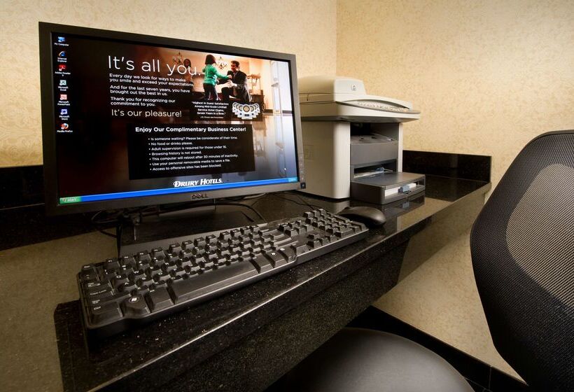 בית מלון כפרי Drury Inn & Suites Frankenmuth