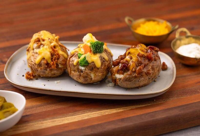 בית מלון כפרי Drury Inn & Suites Frankenmuth