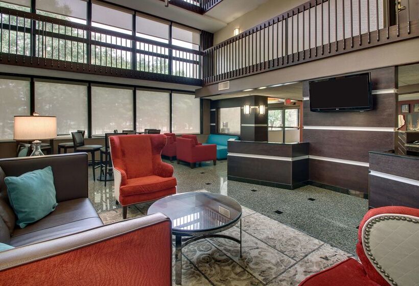 ホテル Drury Inn & Suites Houston The Woodlands