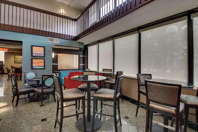 Fotos del hotel Drury Inn & Suites Houston The Woodlands:  35