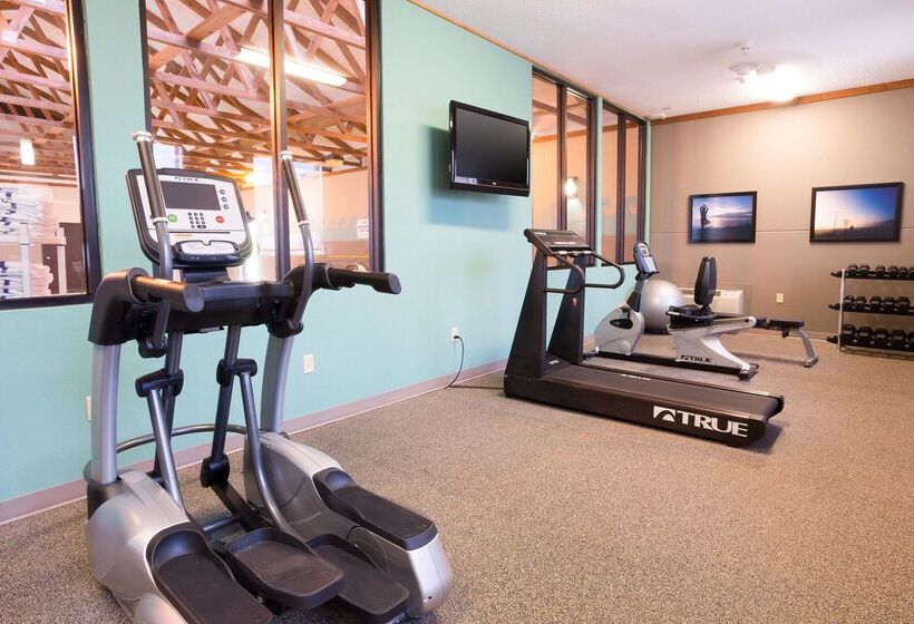 ホテル Drury Inn & Suites Jackson Mo