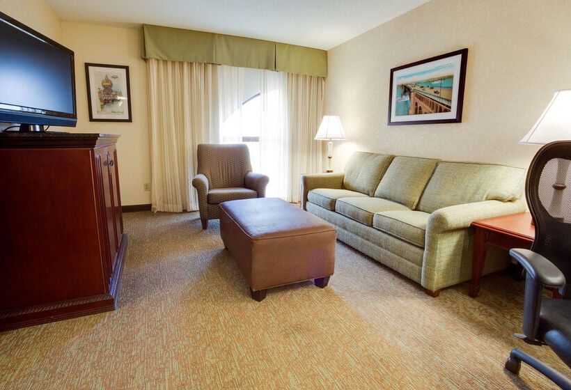 בית מלון כפרי Pear Tree Inn St Louis Convention Center