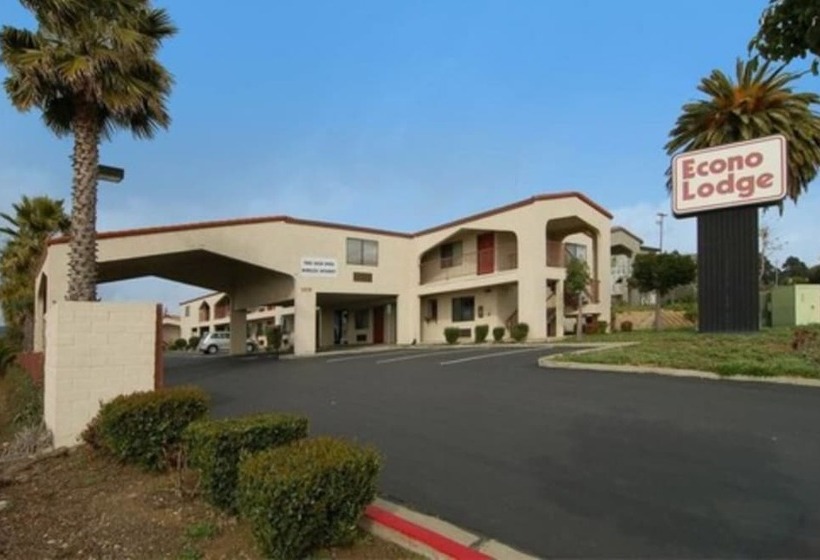 هتل Econo Lodge Castro Valley I580