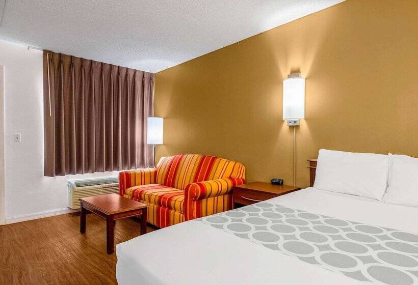 בית מלון כפרי Econo Lodge