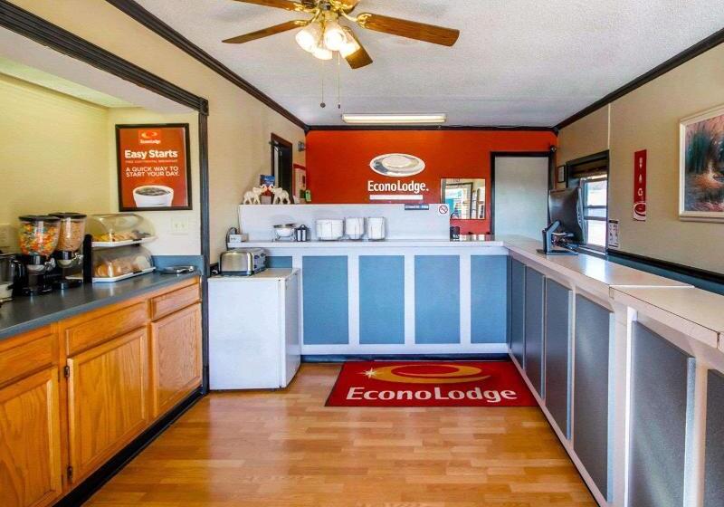 هتل Econo Lodge