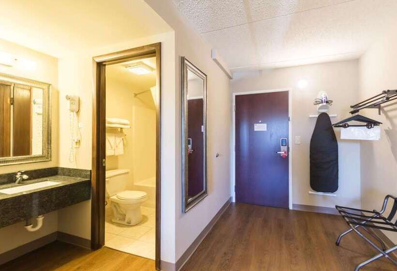 هتل Econo Lodge Harrisburg Southwest Of Hershey Area