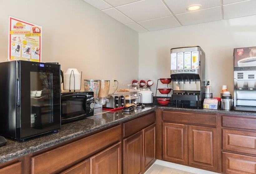 هتل Econo Lodge Harrisburg Southwest Of Hershey Area