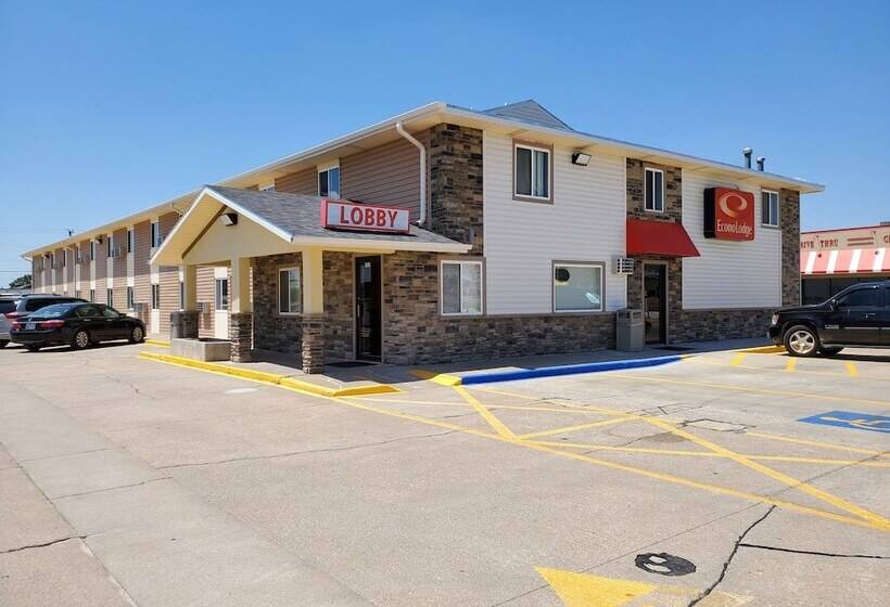 هتل Econo Lodge Hays I 70