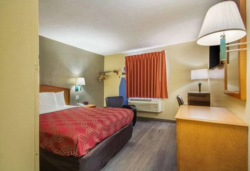 فندق Econo Lodge Lansing  Leavenworth