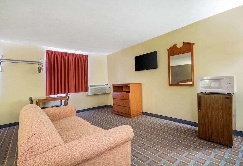فندق Econo Lodge Lansing  Leavenworth